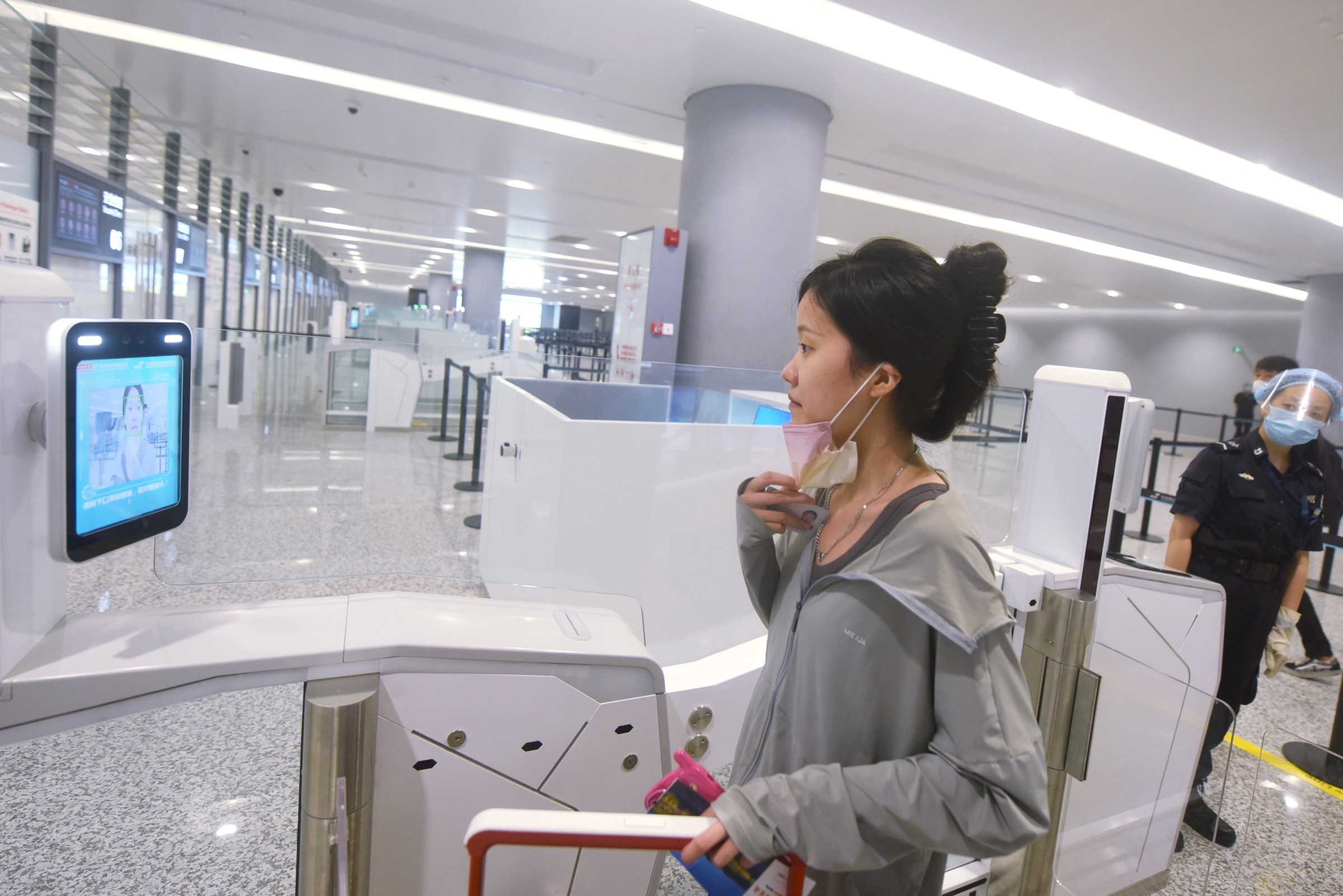 Traveling this summer? Maybe don’t let the airport scan your face.